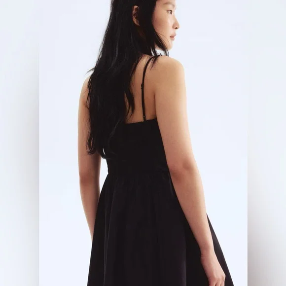 NWOT. Black Cotton Dress with Flared Skirt, H&M, size M. - Picture 3 of 4